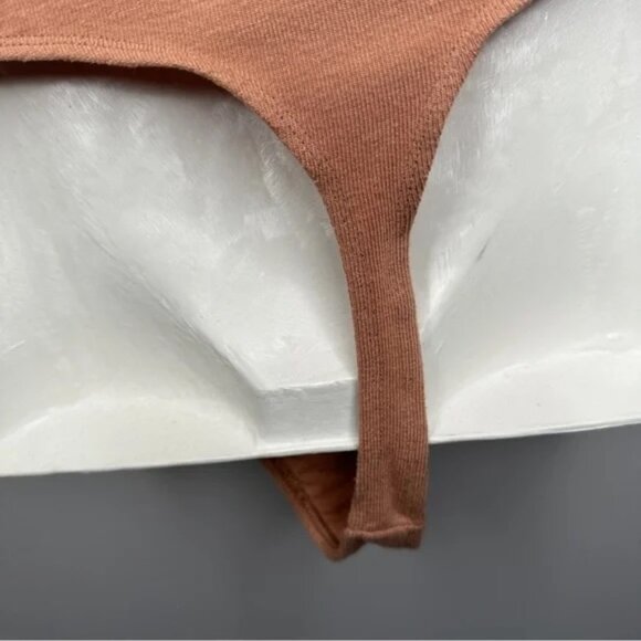 Wilfred Free Rose Bodysuit (M) - Picture 5 of 8